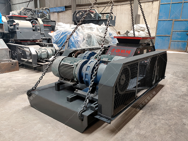 結構決定性能:雙齒輥的“雙齒咬合”設計,如何成就其優越破碎效果? 結構決定性能:雙齒輥的“雙齒咬合”設計,如何成就其優越破碎效果?